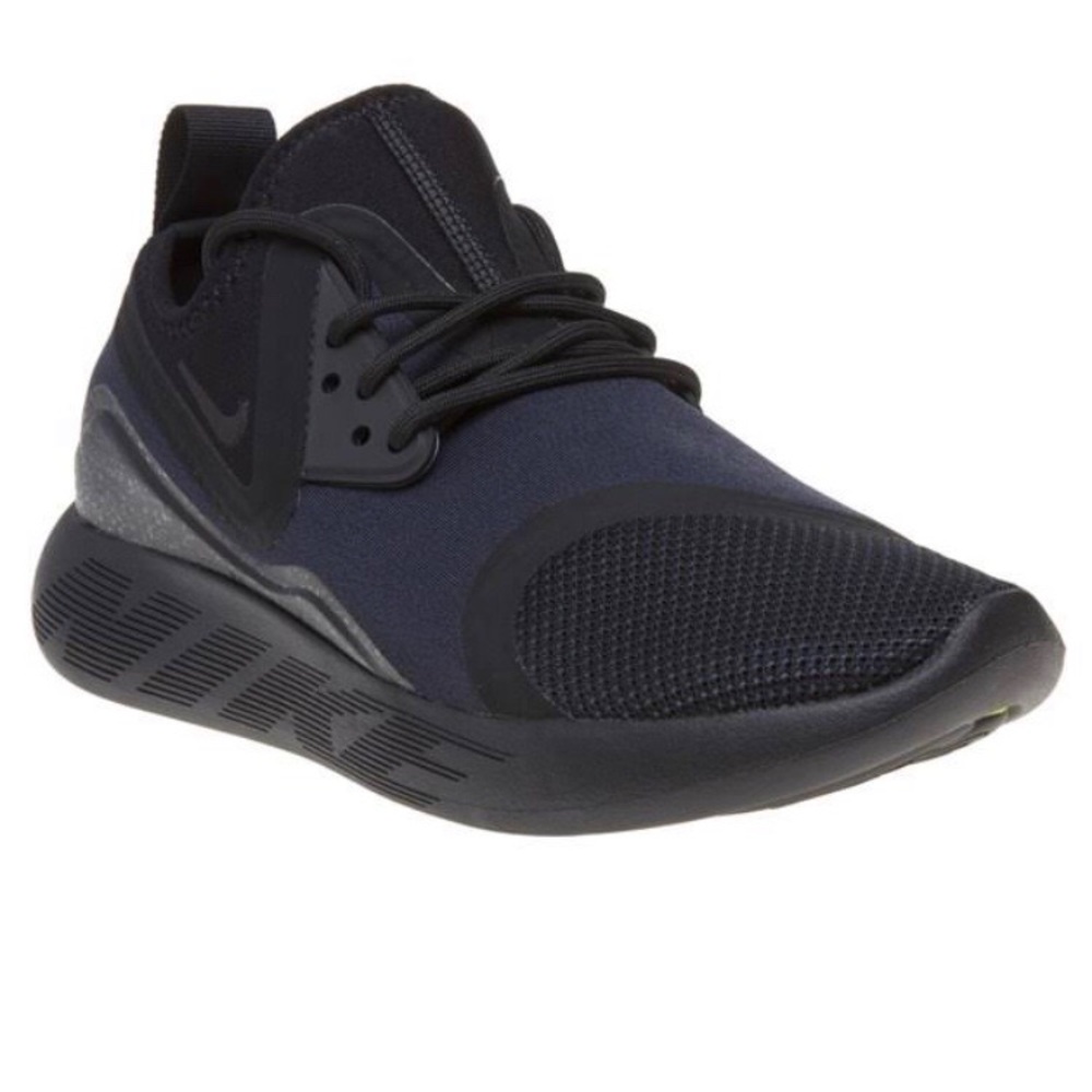 Nike women Lunar Charge sneakers